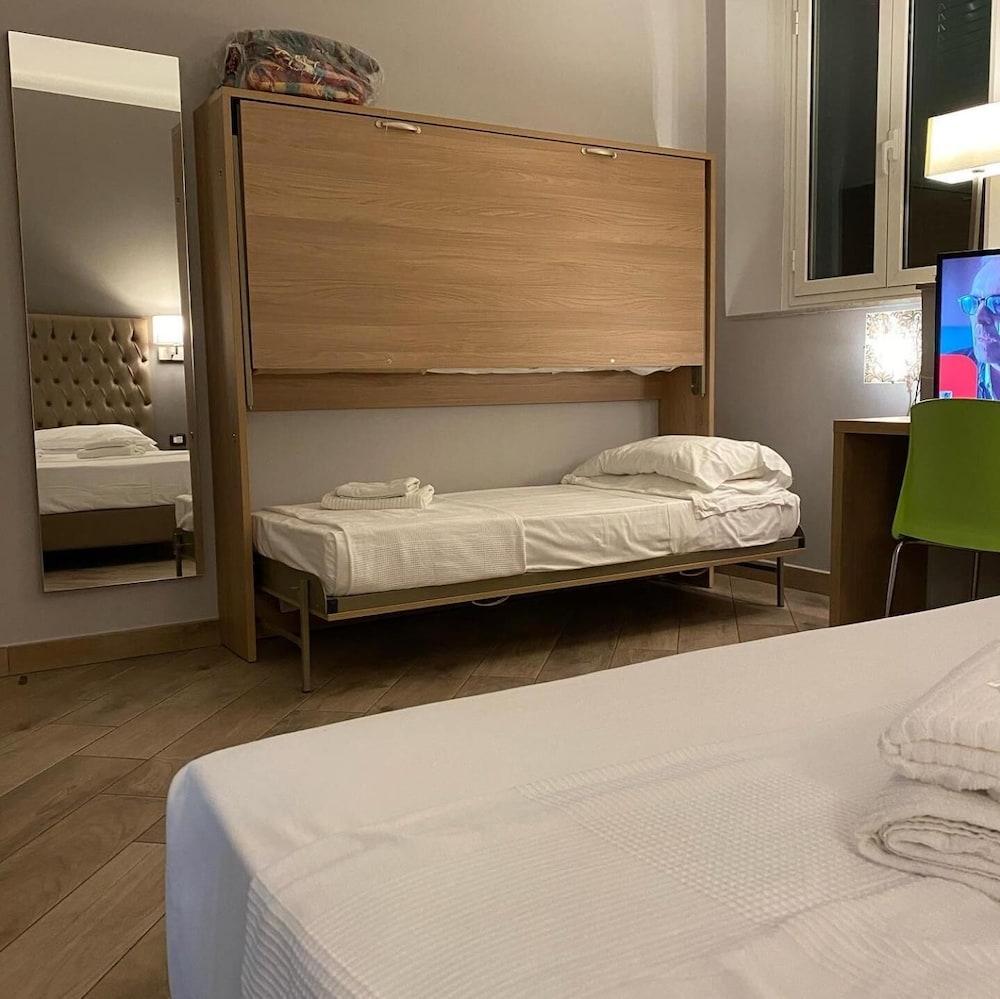 Hotel Genziana جنوة المظهر الخارجي الصورة